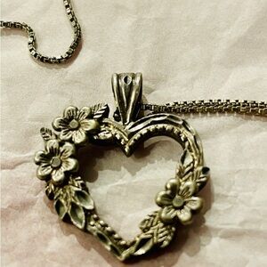 Silver heart pendant and necklace SA Italy Vintage 925